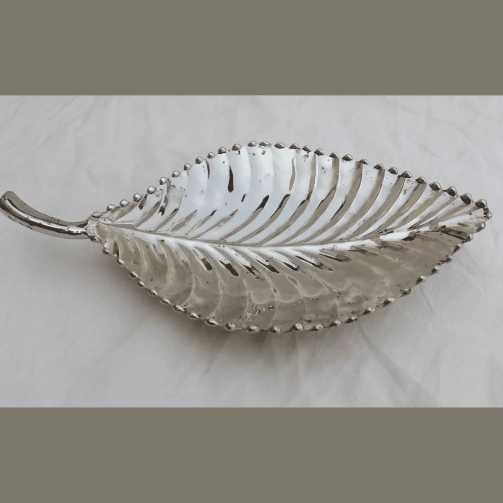 Elegant Brass Bowl for Decorative or Daily Use