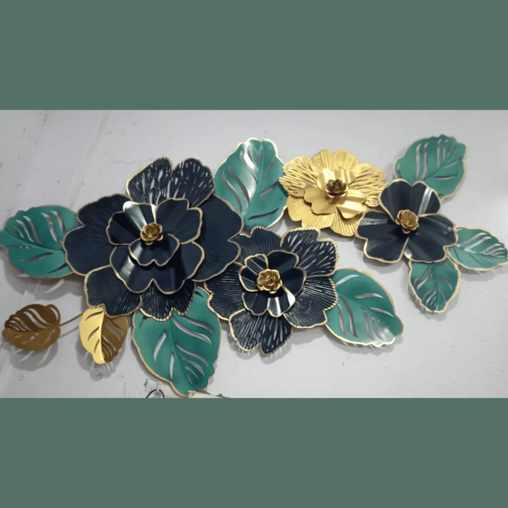 Minimal Brass Wall Decor for Modern Spaces